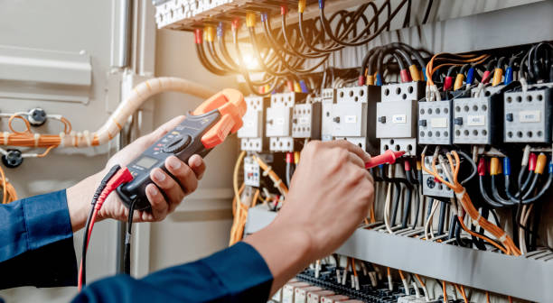 Best Circuit Breaker Repair  in Blue Earth, MN